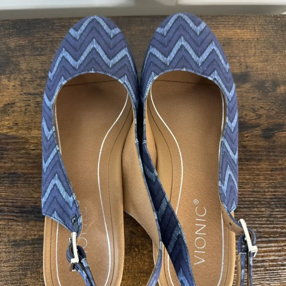 Vionic Coralina Canvas Espadrille Wedge Sandals Size 9.5 Navy Chevron